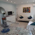 Mondello Casa Mare Lilly Semesterbostad *