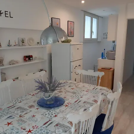 Mondello Casa Mare Lilly Semesterbostad